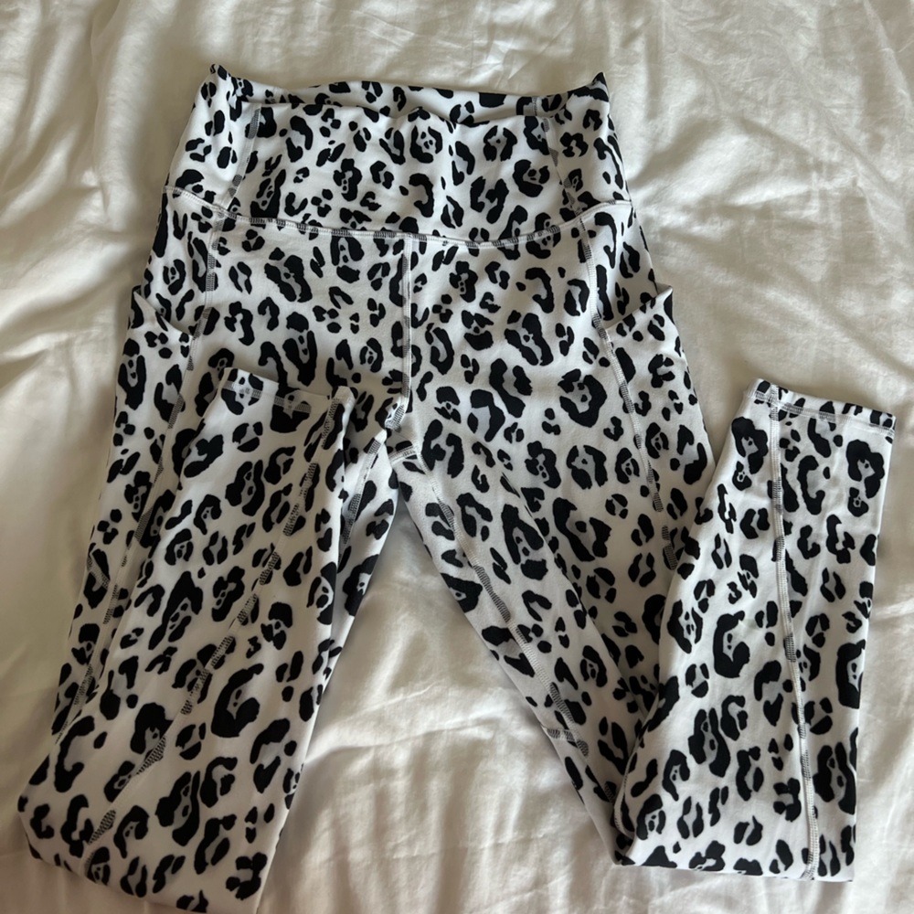 Fabletics leopard leggings